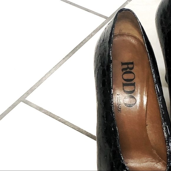 RODO | Vintage Block Heels - Picture 3 of 6